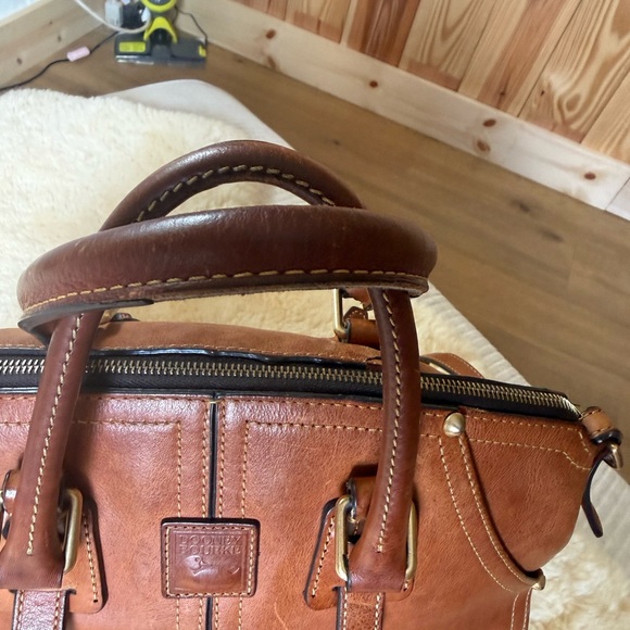 Dooney & Bourke Leather florentine/diaper bag/Handbag purse cognac brown - Picture 3 of 12